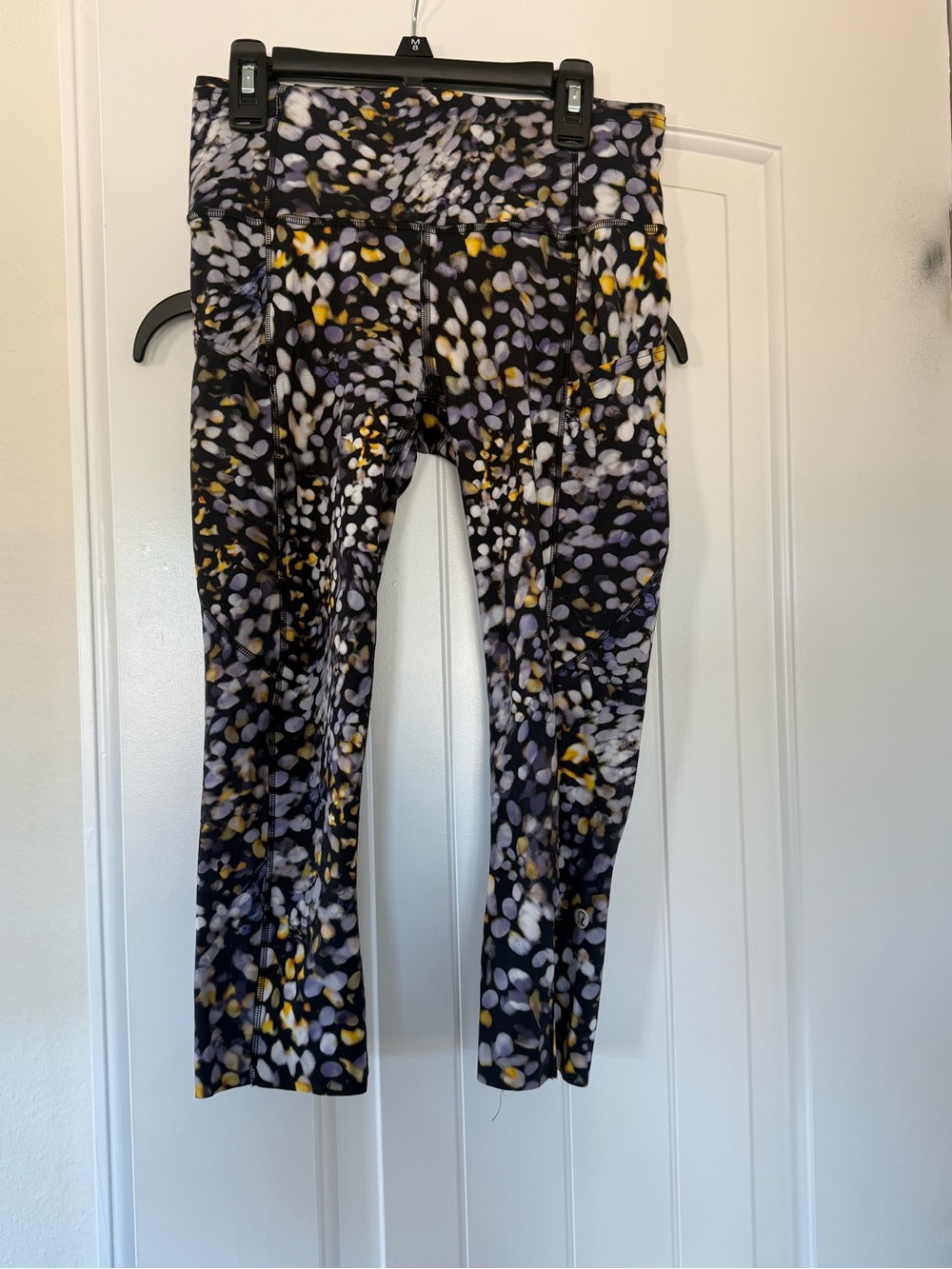 lululemon athletica Black Speckle Print cropped Leggings